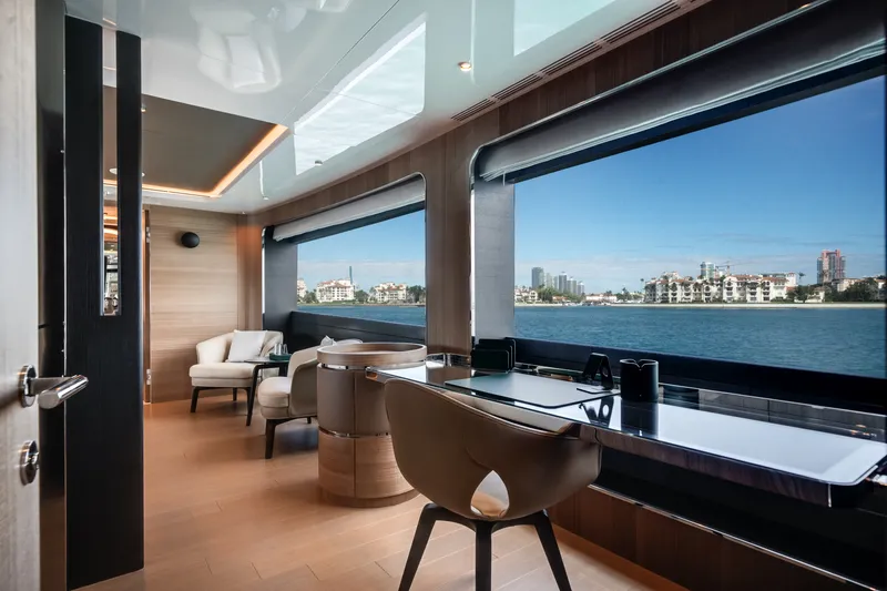 Slide: The Image of Ocean Alexander 35P 2026 - 35