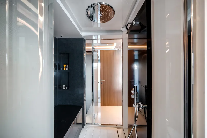 Slide: The Image of Ocean Alexander 35P 2026 - 48