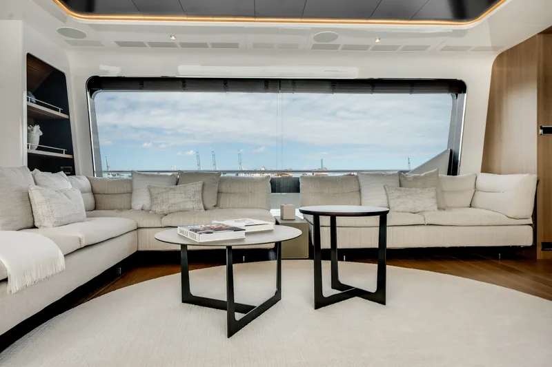 Slide: The Image of Ocean Alexander 35P 2026 - 73