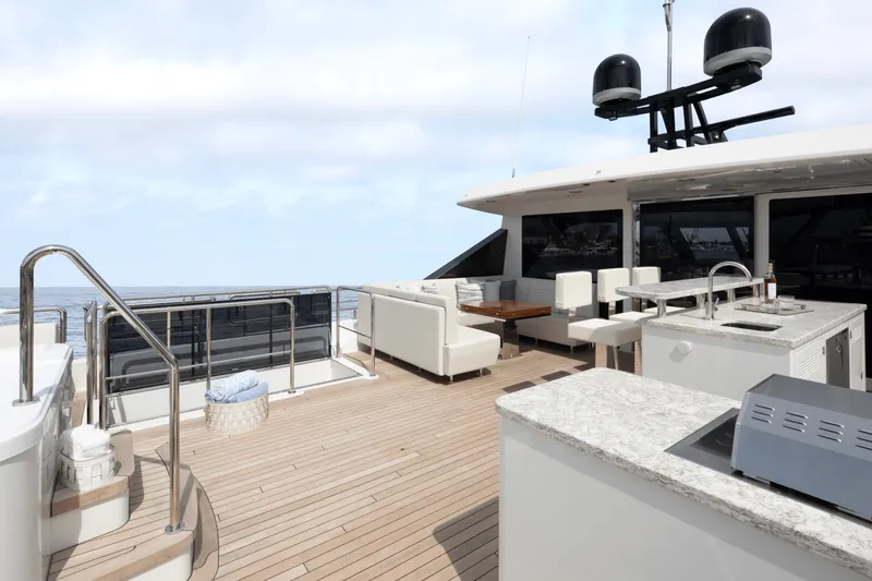 Slide: The Image of Ocean Alexander 32L 2026 - 43