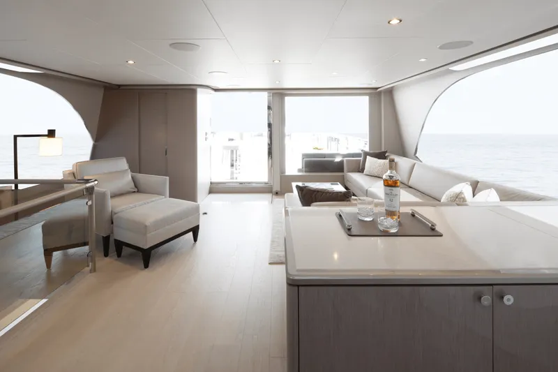 Slide: The Image of Ocean Alexander 32L 2026 - 71