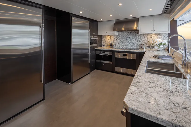 Slide: The Image of Ocean Alexander 37L 2026 - 36