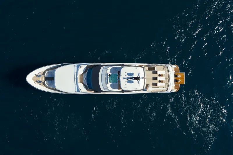 Slide: The Image of Ocean Alexander 37L 2027 - 18