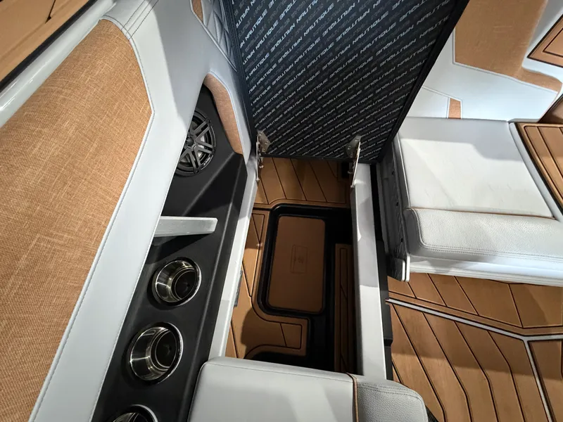 Slide: The Image of Nautique Super Air Nautique GS22 2026 - 34