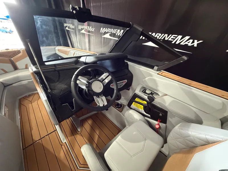 Slide: The Image of Nautique Super Air Nautique GS22 2026 - 47