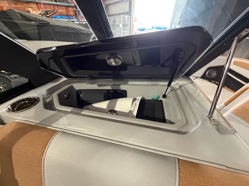 Slide: The Image of Nautique Super Air Nautique GS22 2026 - 50