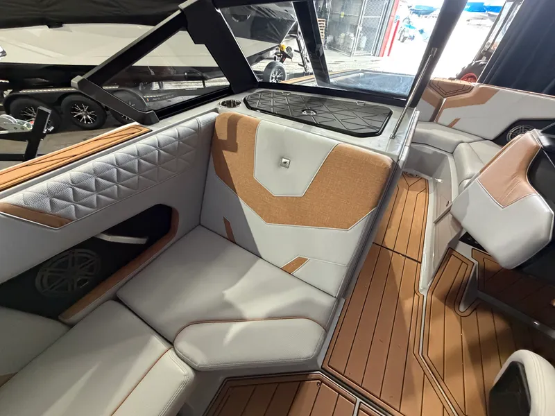Slide: The Image of Nautique Super Air Nautique GS22 2026 - 52