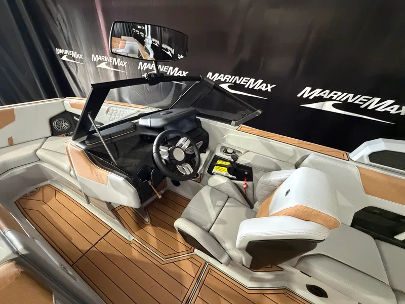 Slide: The Image of Nautique Super Air Nautique GS22 2026 - 49