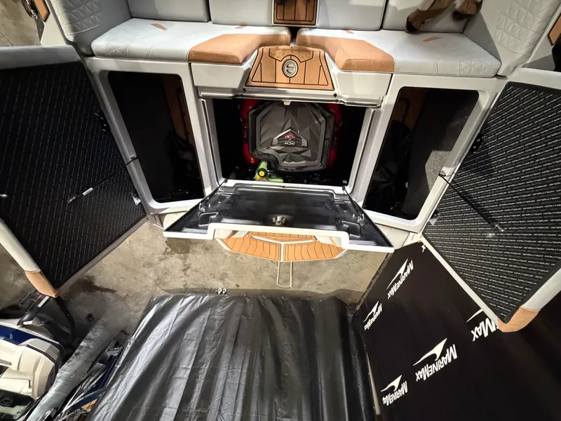 Slide: The Image of Nautique Super Air Nautique GS22 2026 - 15