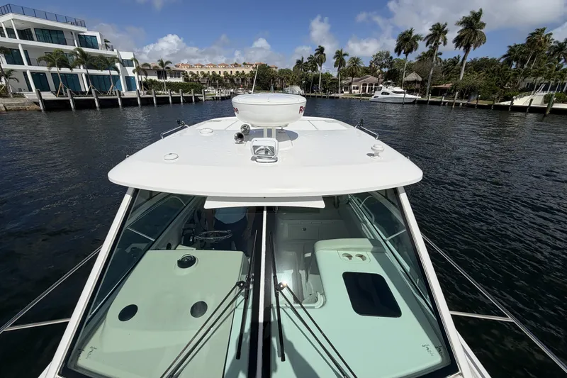 Slide: The Image of Boston Whaler 315 CONQUEST 2019 - 30