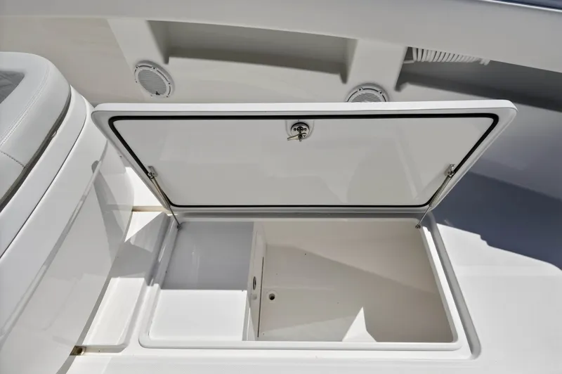 Slide: The Image of Invincible 36 OPEN FISHERMAN 2023 - 30