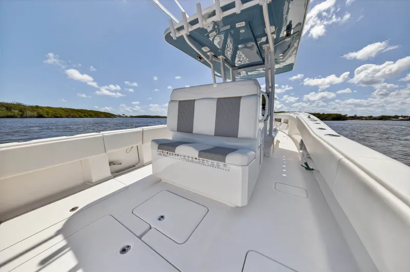 Slide: The Image of Invincible 36 OPEN FISHERMAN 2023 - 51