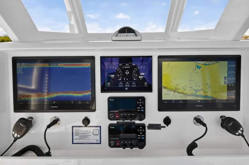 Slide: The Image of Invincible 36 OPEN FISHERMAN 2023 - 61