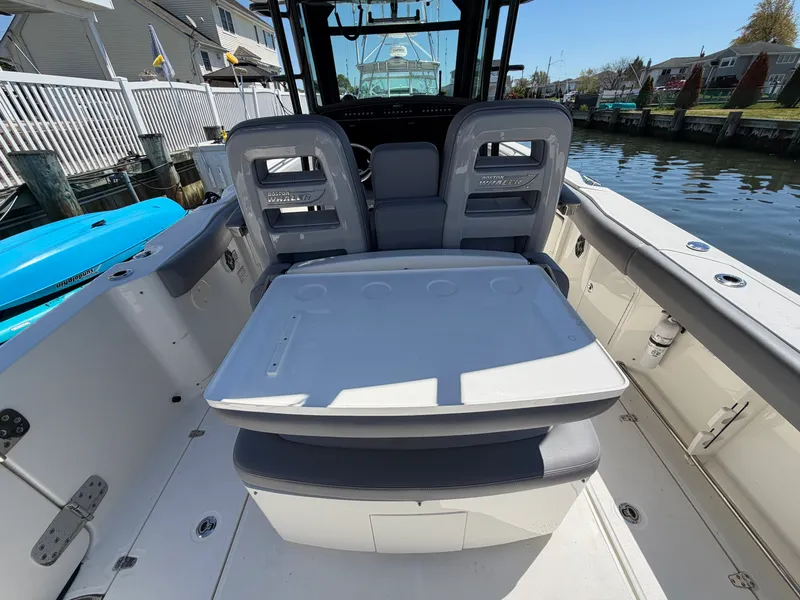 Slide: The Image of Boston Whaler 330 OUTRAGE 2024 - 21