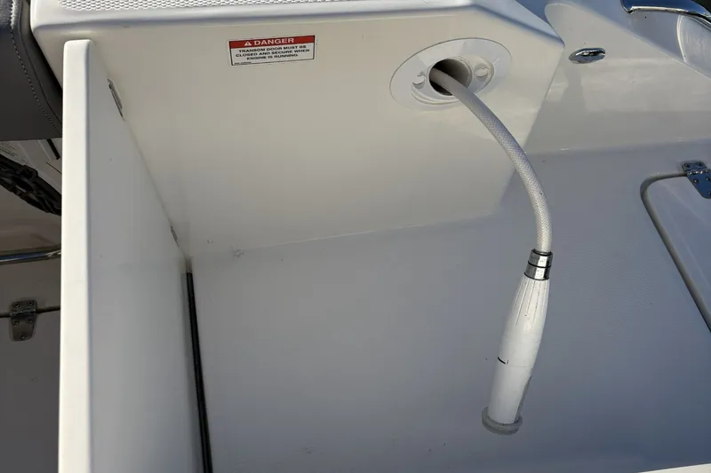 Slide: The Image of Boston Whaler 330R 2024 - 13