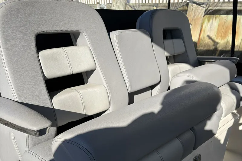 Slide: The Image of Boston Whaler 330R 2024 - 21