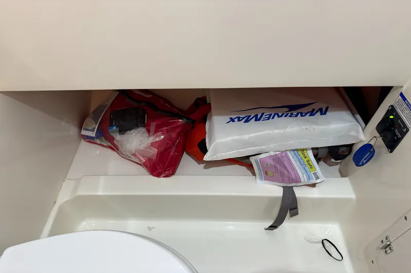 Slide: The Image of Boston Whaler 330R 2024 - 26