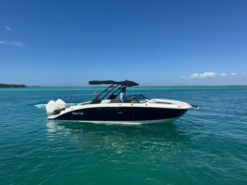 The Image of Sea Ray 290 SDX OUTBOARD 2021 - undefined