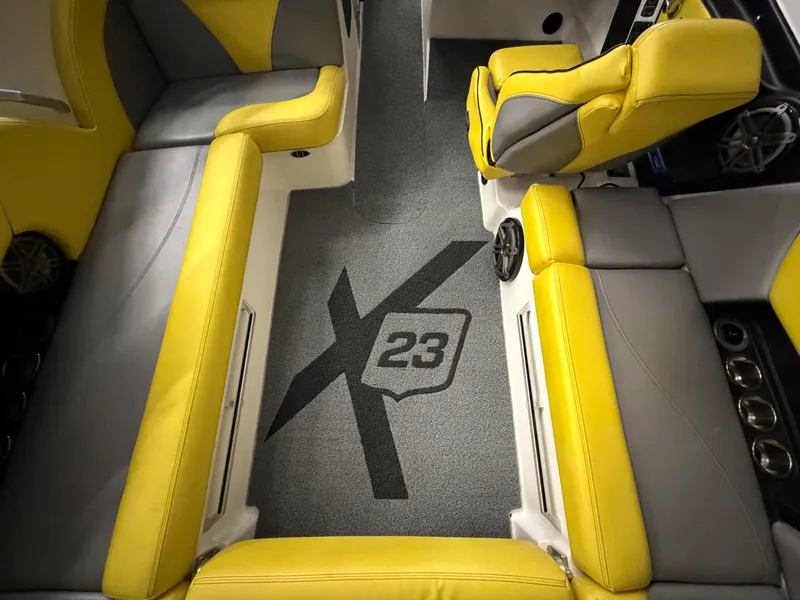 Slide: The Image of Mastercraft X23 2016 - 21