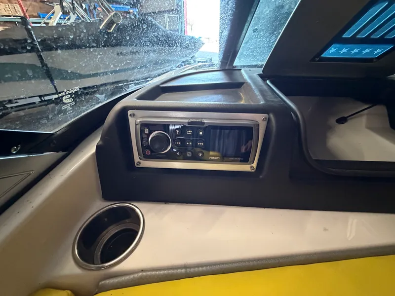 Slide: The Image of Mastercraft X23 2016 - 35