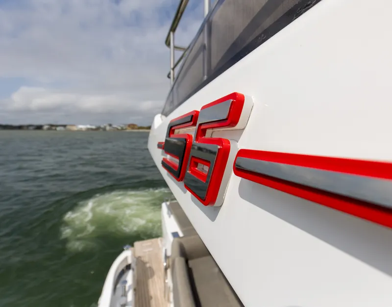 Slide: The Image of Azimut S6 Sportfly 2020 - 18