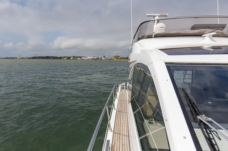 Slide: The Image of Azimut S6 Sportfly 2020 - 26