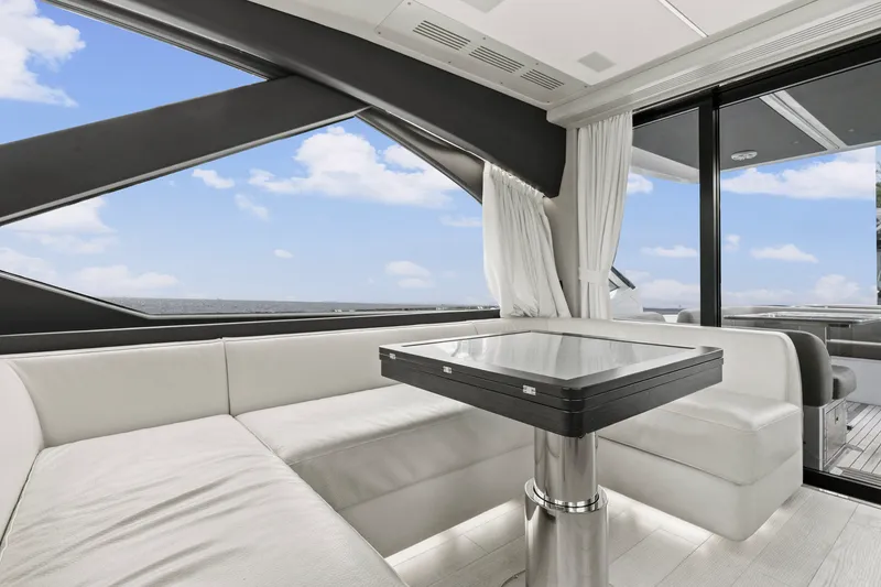 Slide: The Image of Azimut S6 Sportfly 2020 - 38