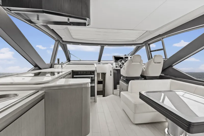 Slide: The Image of Azimut S6 Sportfly 2020 - 43