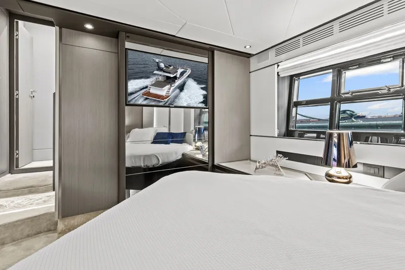 Slide: The Image of Azimut S6 Sportfly 2020 - 52