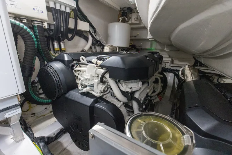 Slide: The Image of Azimut S6 Sportfly 2020 - 60