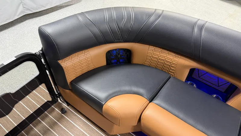 Slide: The Image of Premier 250 INTRIGUE 2026 - 12