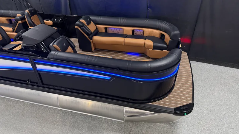 Slide: The Image of Premier 250 INTRIGUE 2026 - 6