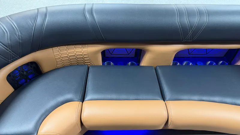 Slide: The Image of Premier 250 INTRIGUE 2026 - 15