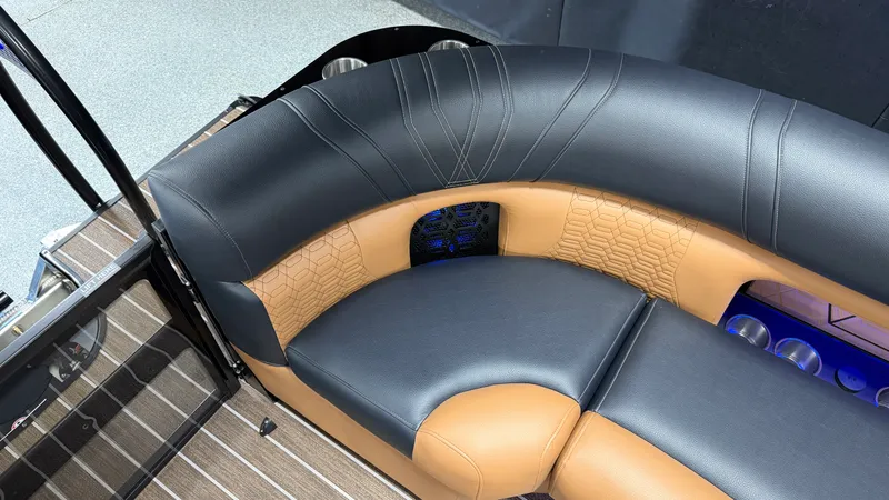 Slide: The Image of Premier 250 INTRIGUE 2026 - 83