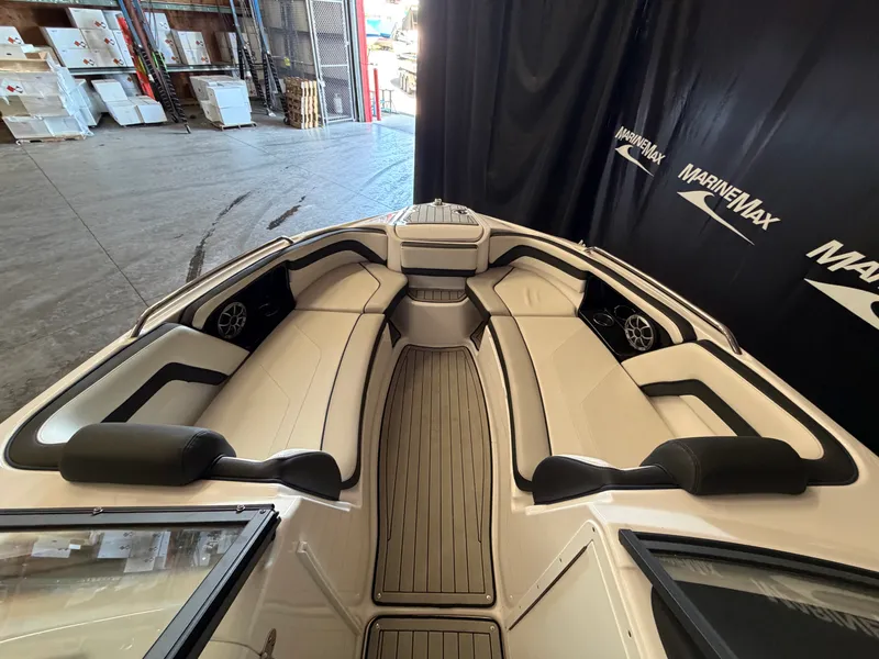 Slide: The Image of Yamaha 242S 2020 - 38