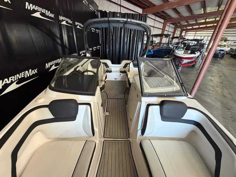 Slide: The Image of Yamaha 242S 2020 - 45