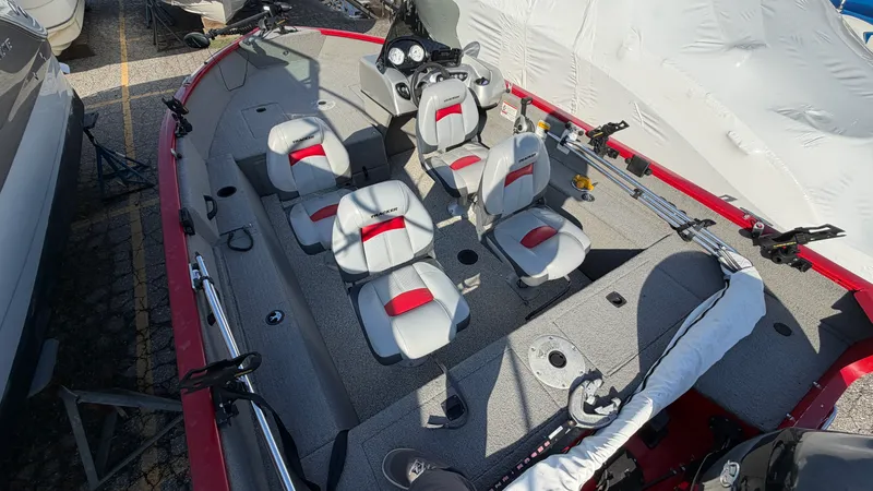 Slide: The Image of Sun Tracker PRO V-175 2012 - 9