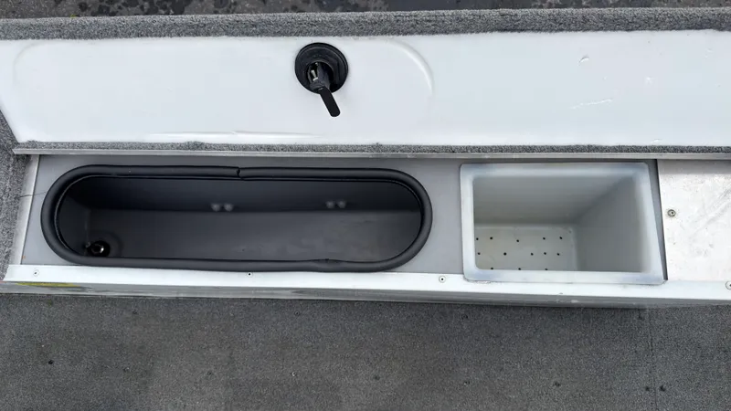 Slide: The Image of Alumacraft LUNKER 165 LTD 2003 - 11