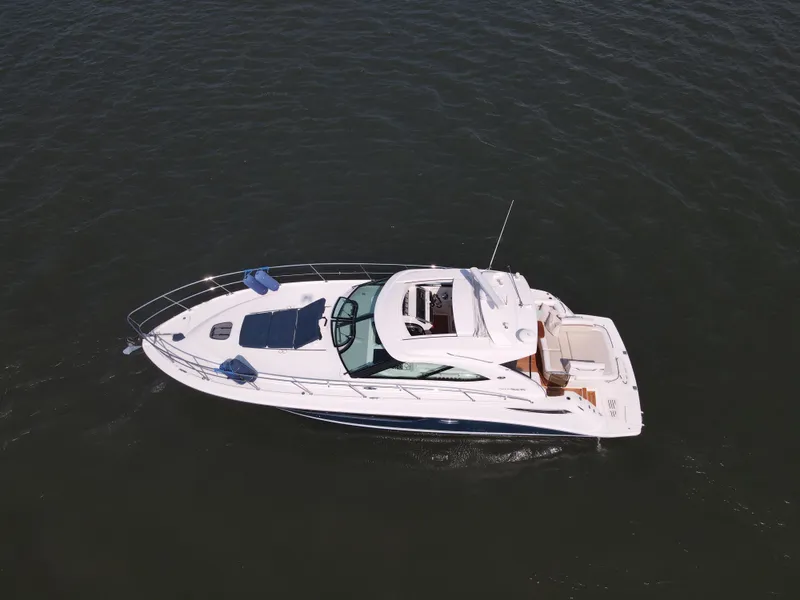 Slide: The Image of Sea Ray 410 SUNDANCER 2014 - 101