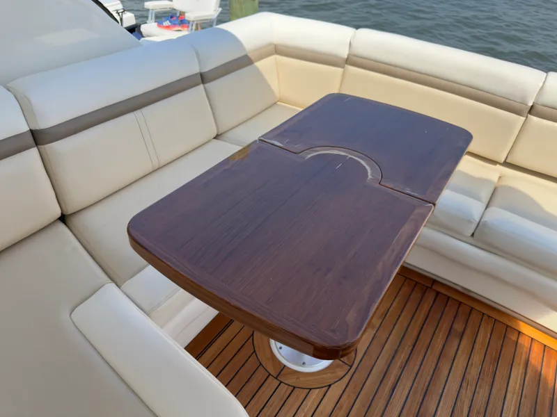 Slide: The Image of Sea Ray 410 SUNDANCER 2014 - 61