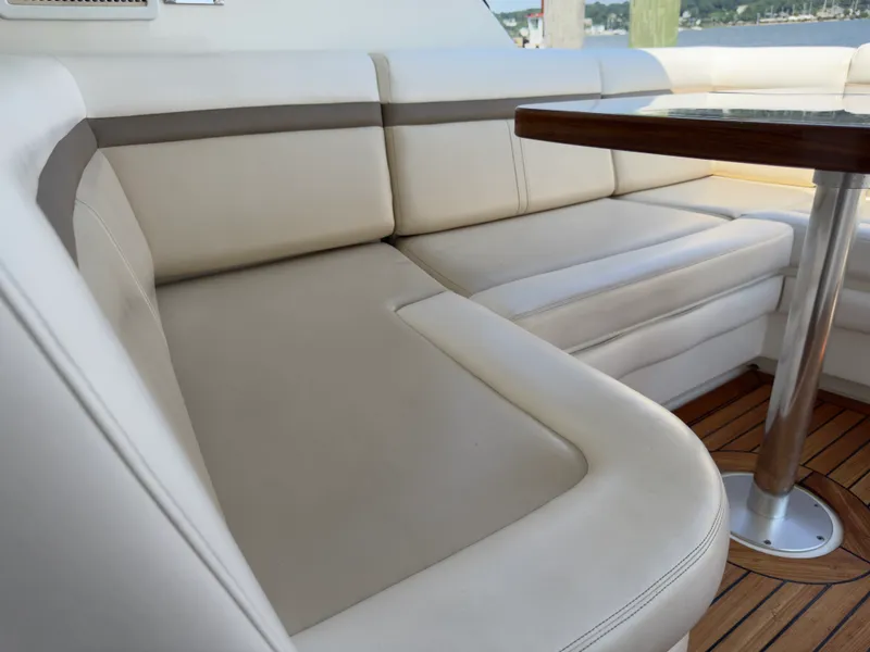 Slide: The Image of Sea Ray 410 SUNDANCER 2014 - 63