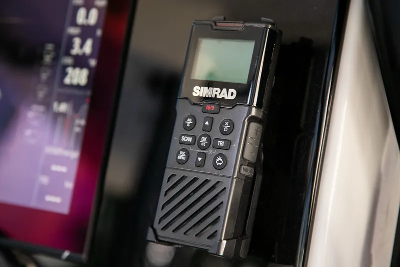 Slide: The Image of Boston Whaler 360 OUTRAGE 2023 - 32