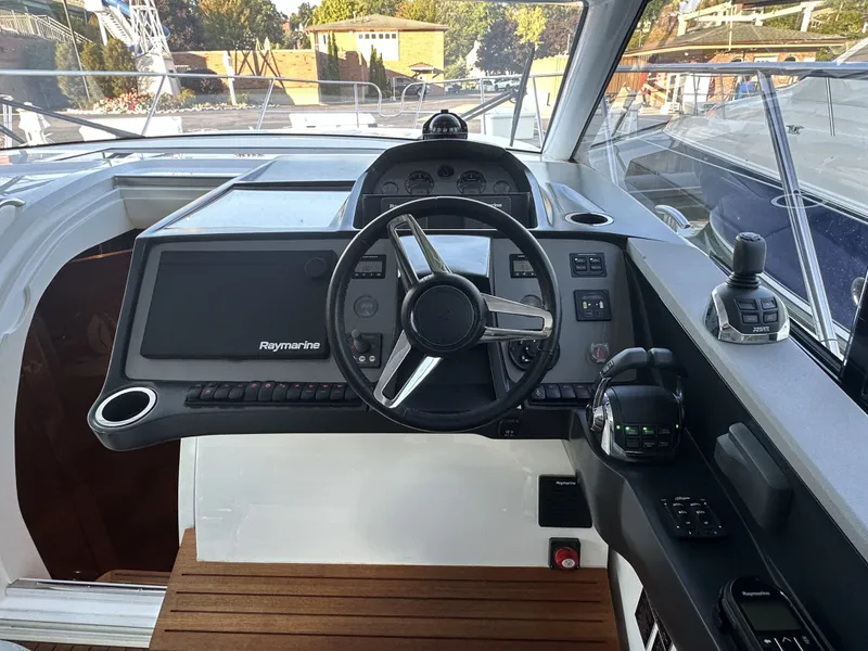 Slide: The Image of Princess V40 2019 - 11