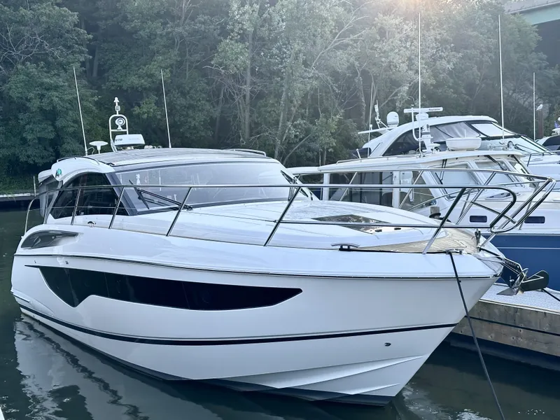 Slide: The Image of Princess V40 2019 - 2