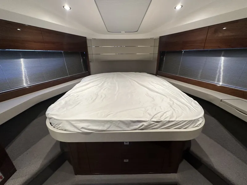 Slide: The Image of Princess V40 2019 - 22