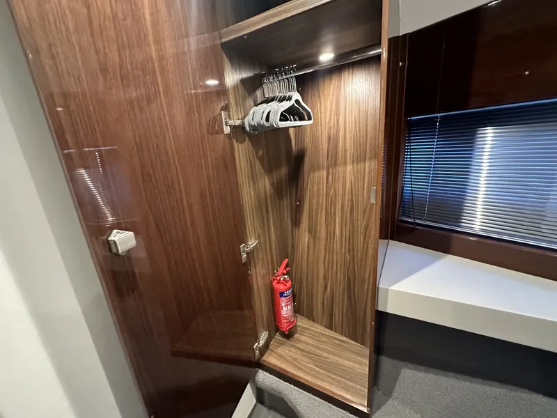 Slide: The Image of Princess V40 2019 - 23