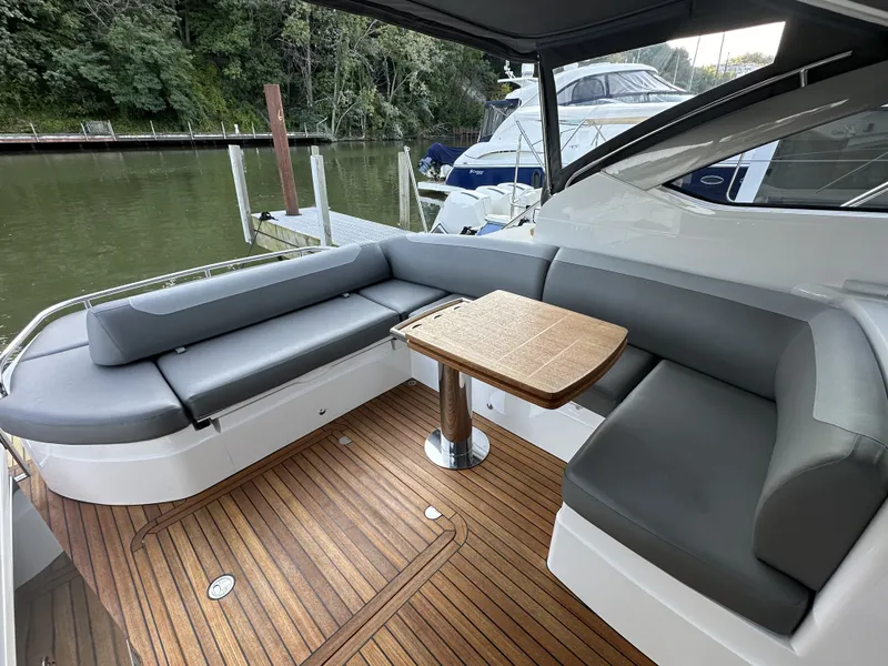 Slide: The Image of Princess V40 2019 - 7