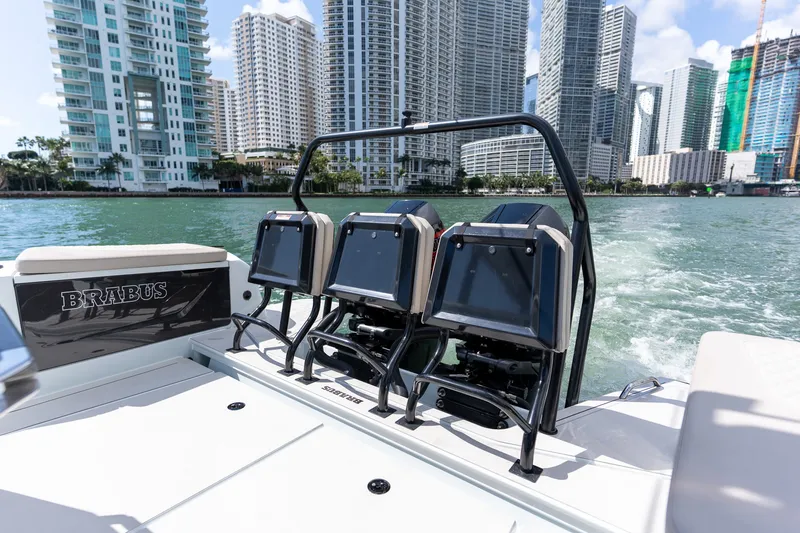 Slide: The Image of Axopar SHADOW 900ST 2023 - 24