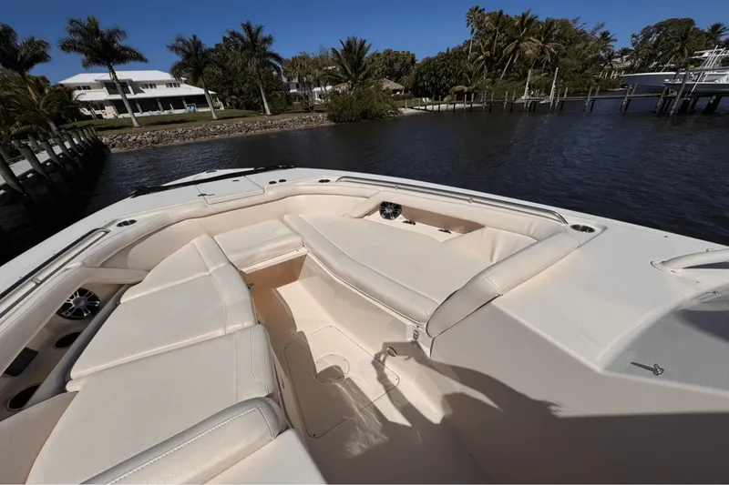 Slide: The Image of Grady-White Freedom 335 2019 - 10