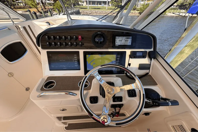 Slide: The Image of Grady-White Freedom 335 2019 - 15